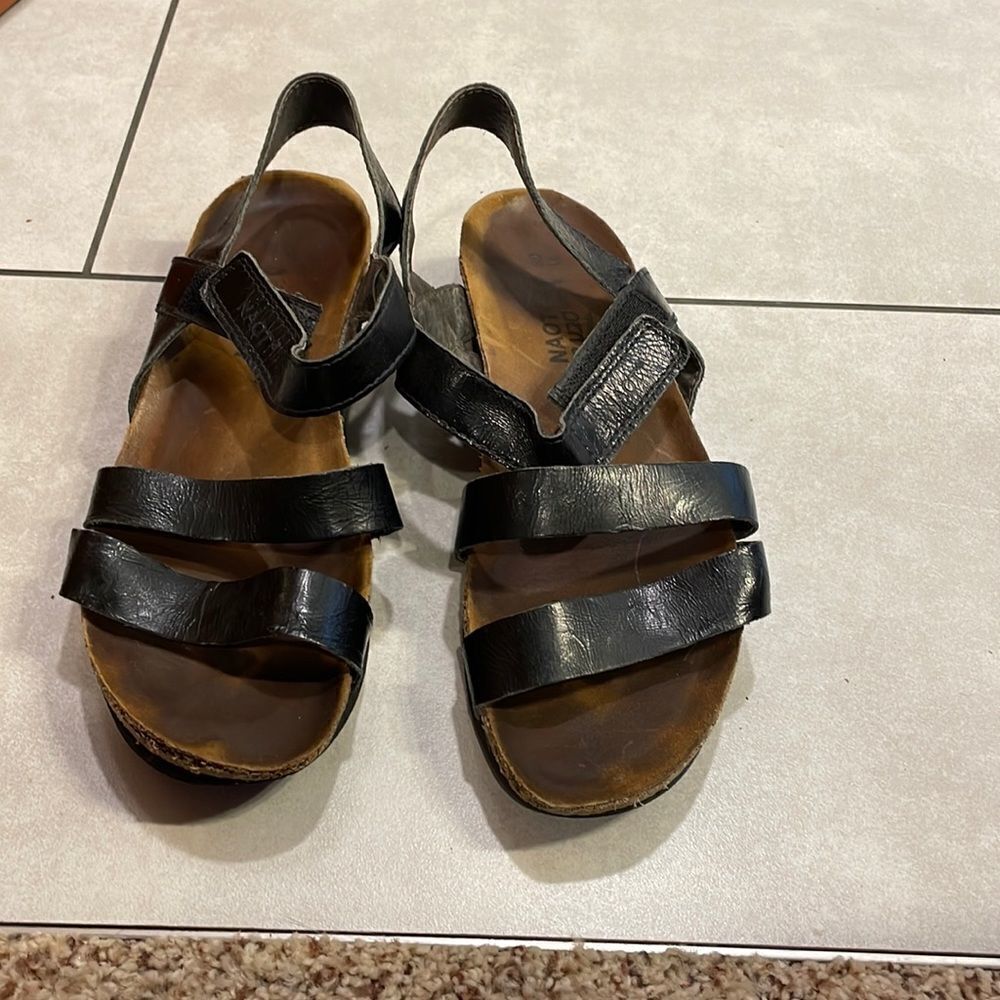 Naot woman’s black leather sandal
